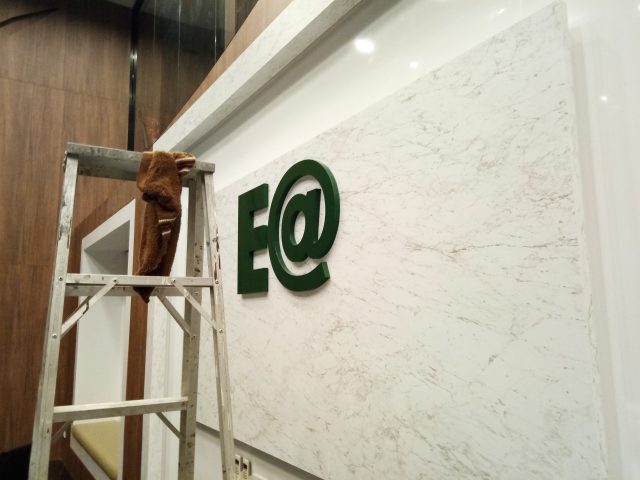 สแตนเลส, ป้ายไวนิล รูปที่ 105 - อาร์มงานป้ายโคราช